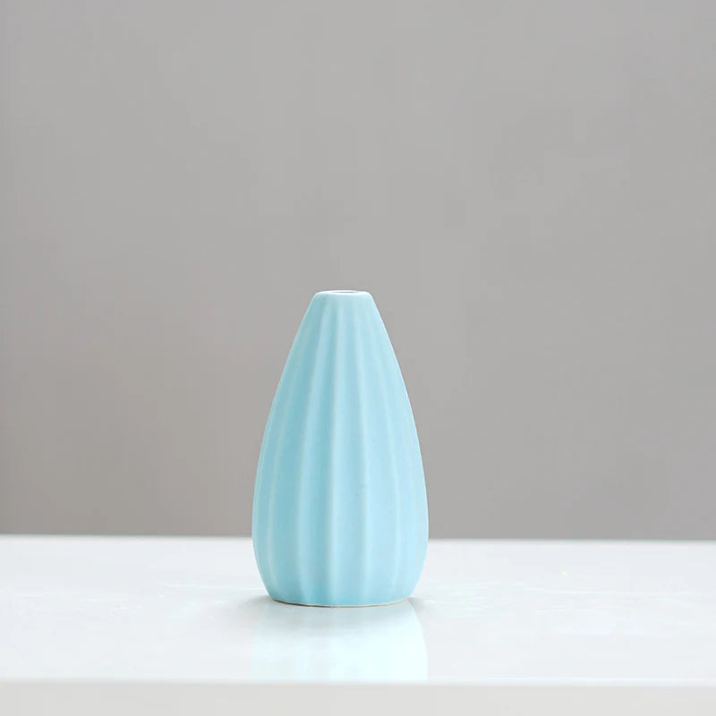 Simple ceramic mini vase incense bottle, hotel home decoration perfume diffuser, living room office dry flower hydroponics