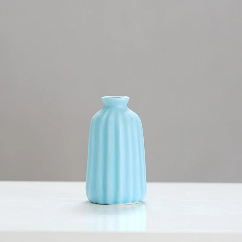 Simple ceramic mini vase incense bottle, hotel home decoration perfume diffuser, living room office dry flower hydroponics